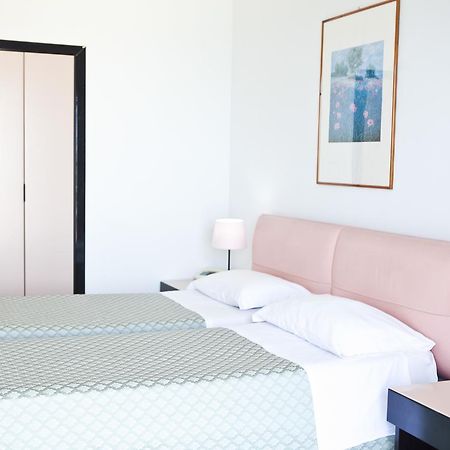 Futura Style Helios Hotell Noto Eksteriør bilde